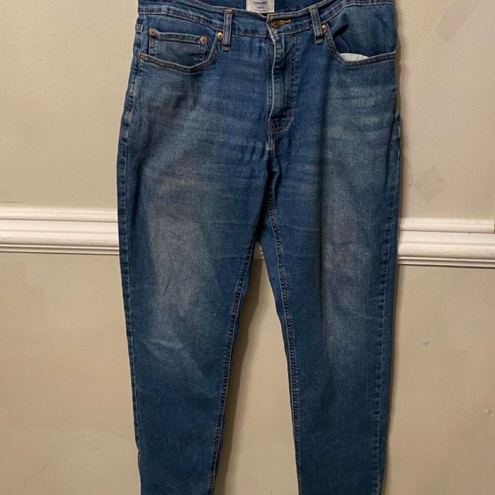 Levi-s Men's Blue and Navy Jeans